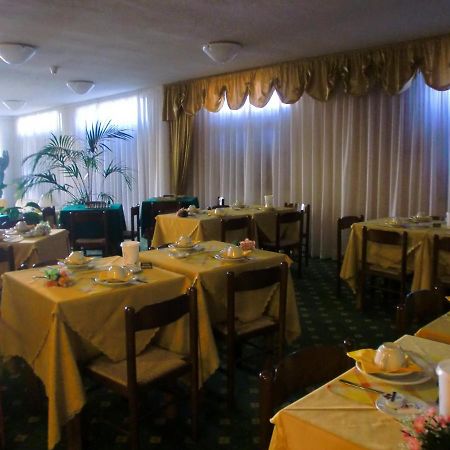 Hotel La Pergola Barga Exterior foto