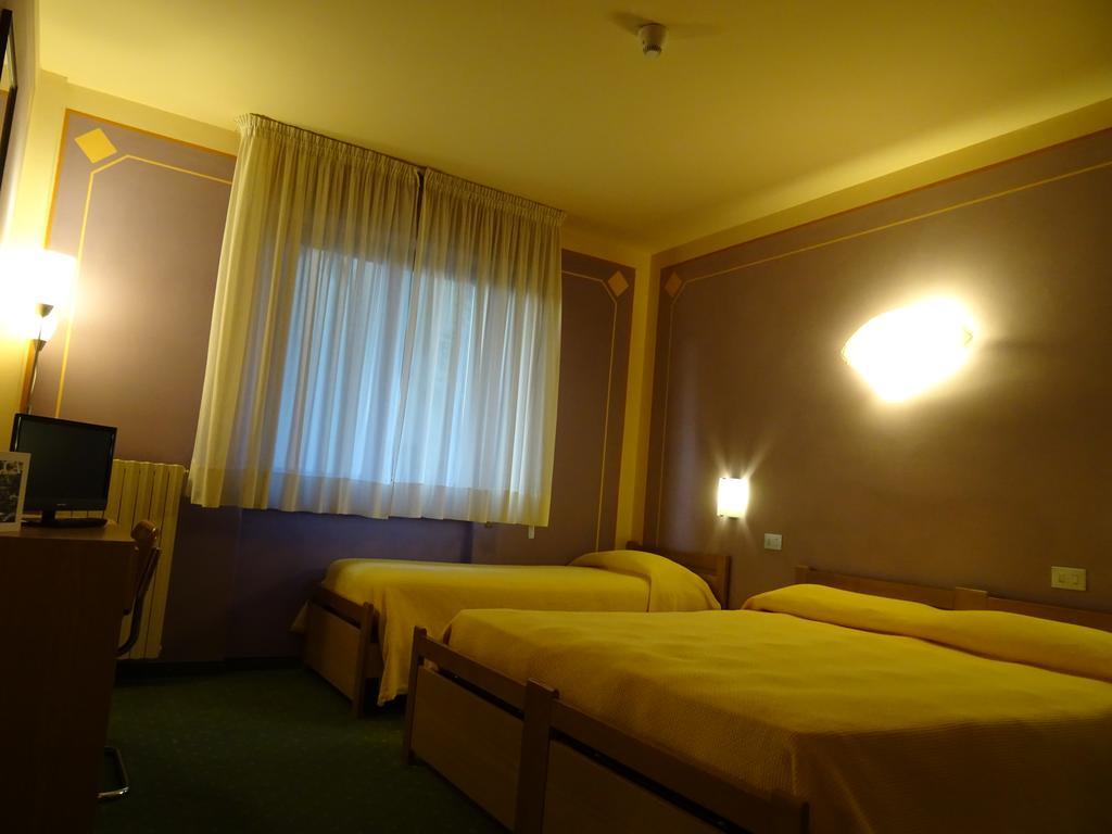 Hotel La Pergola Barga Exterior foto