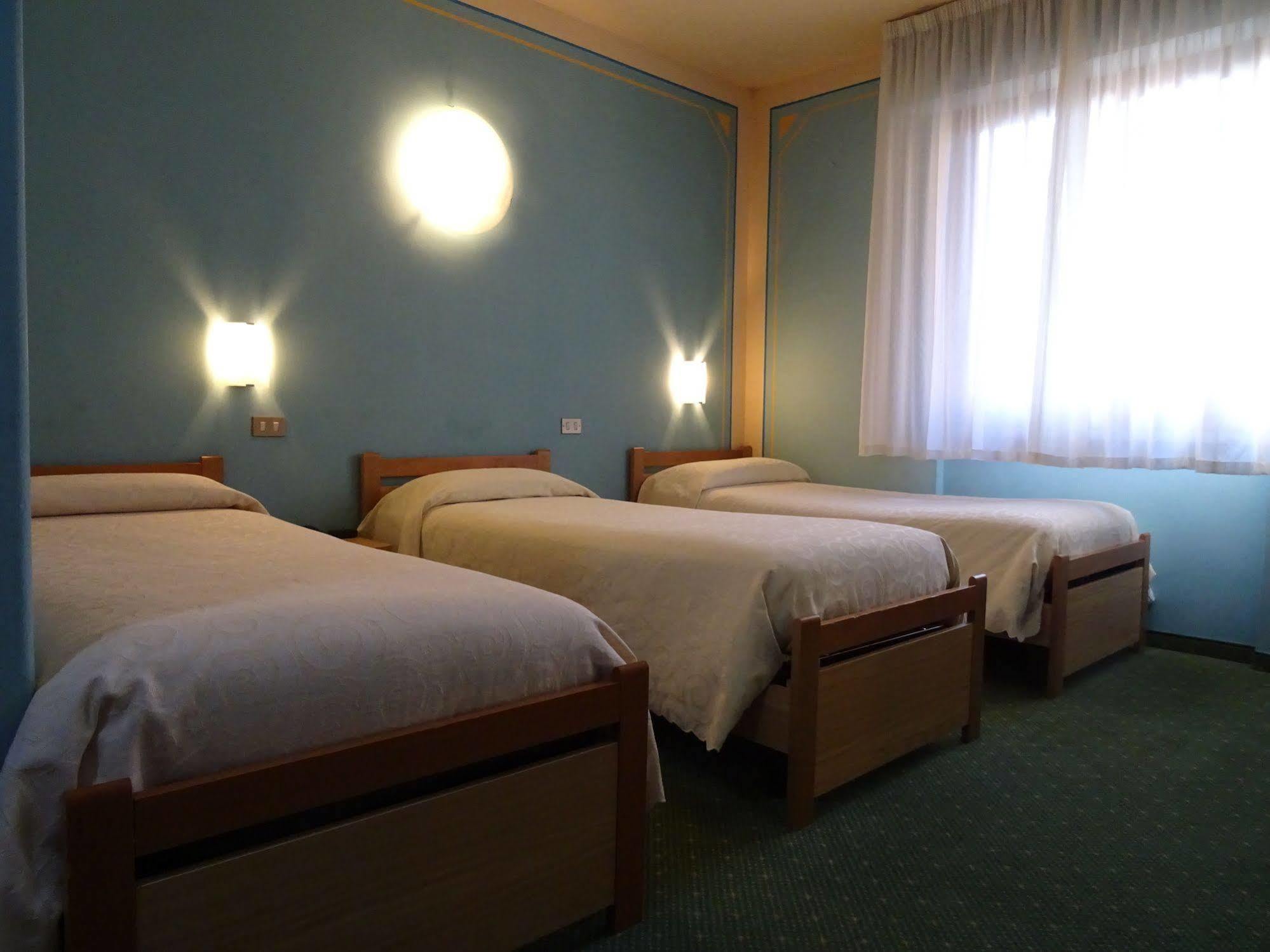 Hotel La Pergola Barga Exterior foto